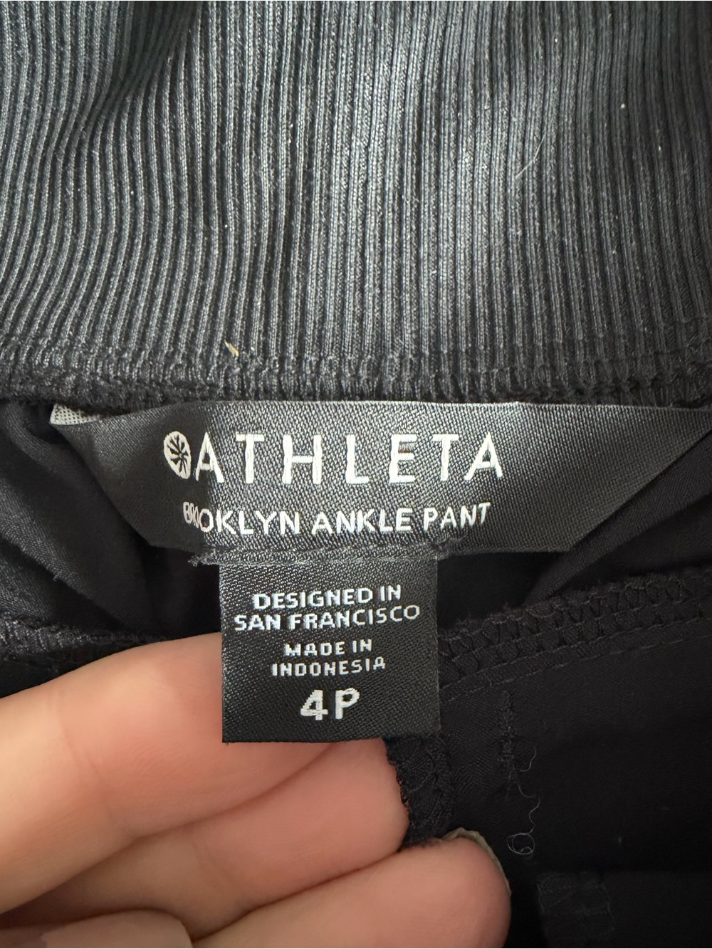 Athleta Brooklyn Ankle Pant 4P Black Petite Travel Lightweight Notch Hem - Picture 6 of 7